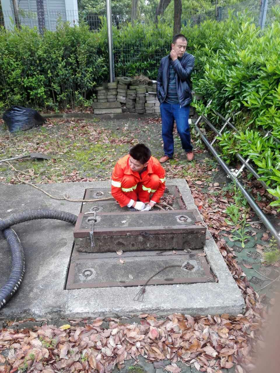 云龙吸污抽粪